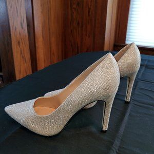Diba Silver pumps/heels size 9 1/2